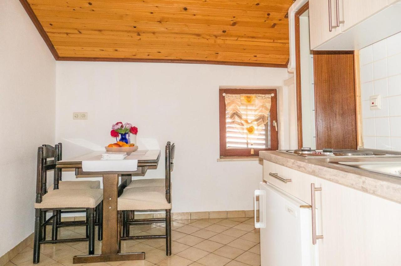 Apartments Pahljina Palit Kültér fotó