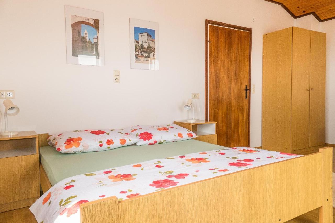 Apartments Pahljina Palit Kültér fotó