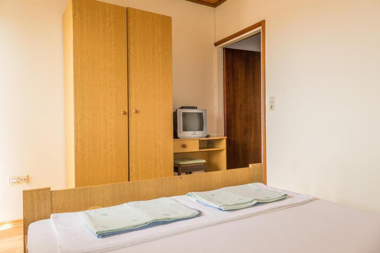 Apartments Pahljina Palit Kültér fotó