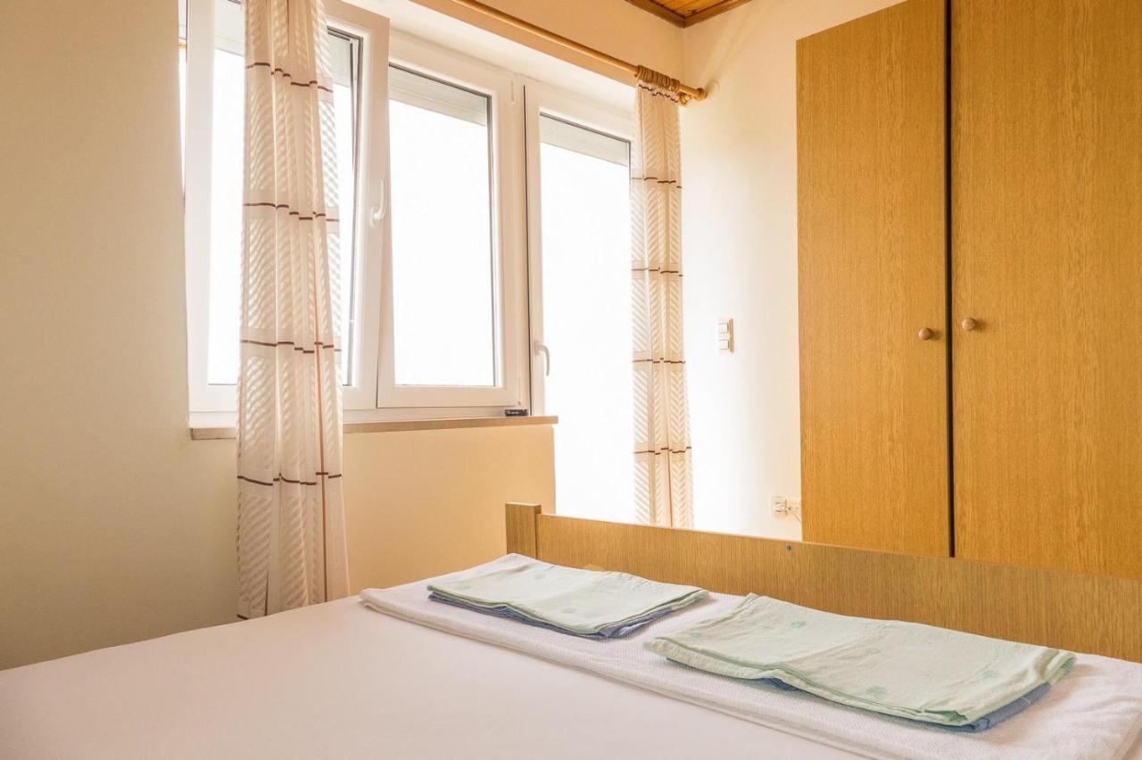 Apartments Pahljina Palit Kültér fotó