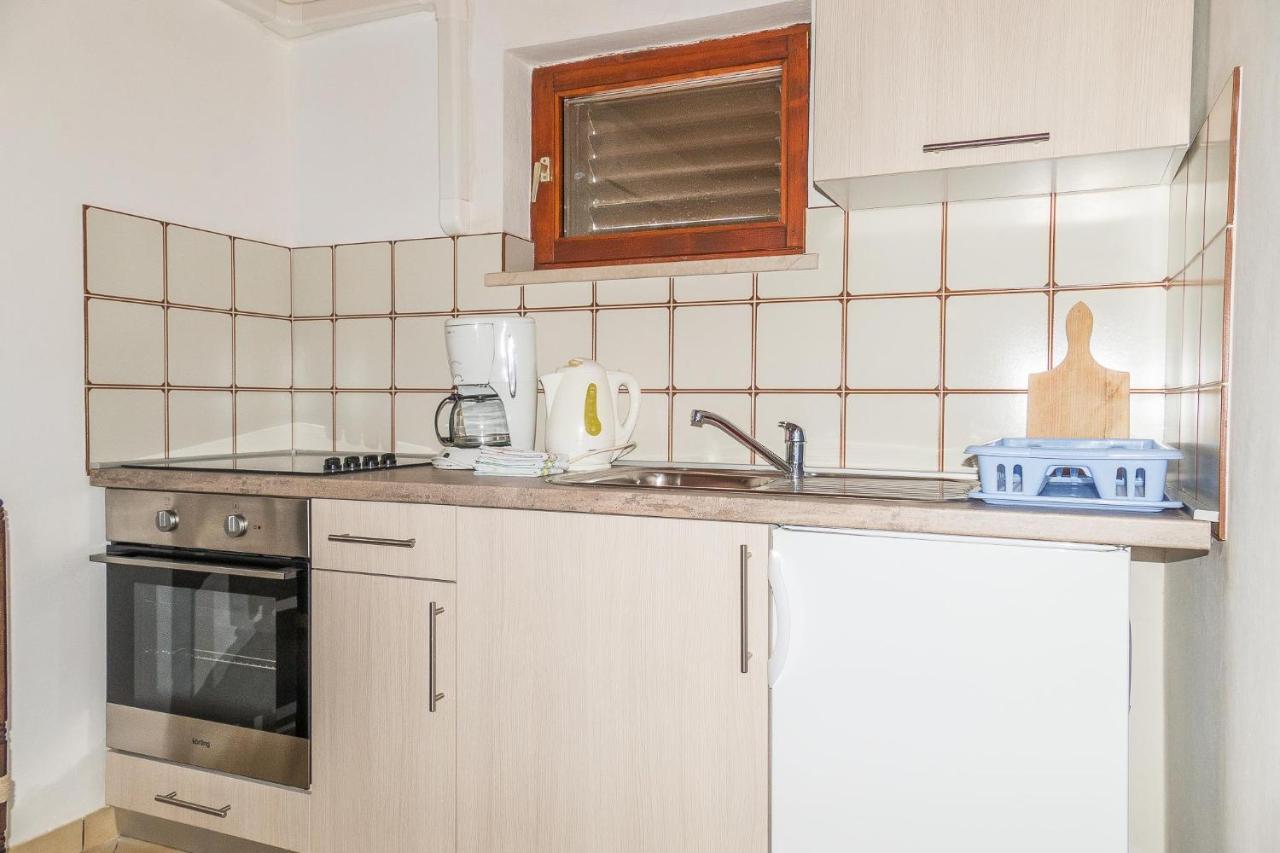 Apartments Pahljina Palit Kültér fotó