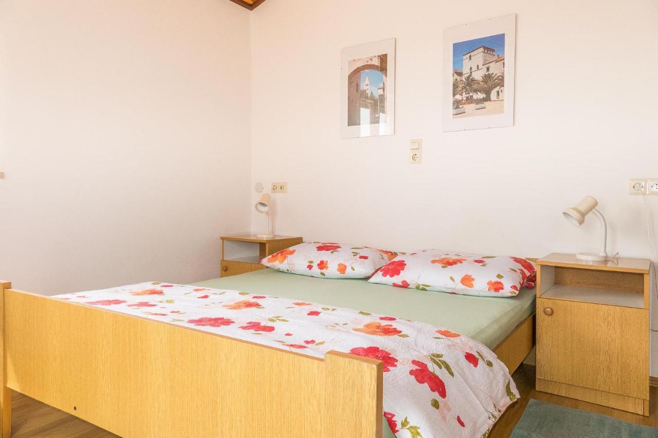 Apartments Pahljina Palit Kültér fotó